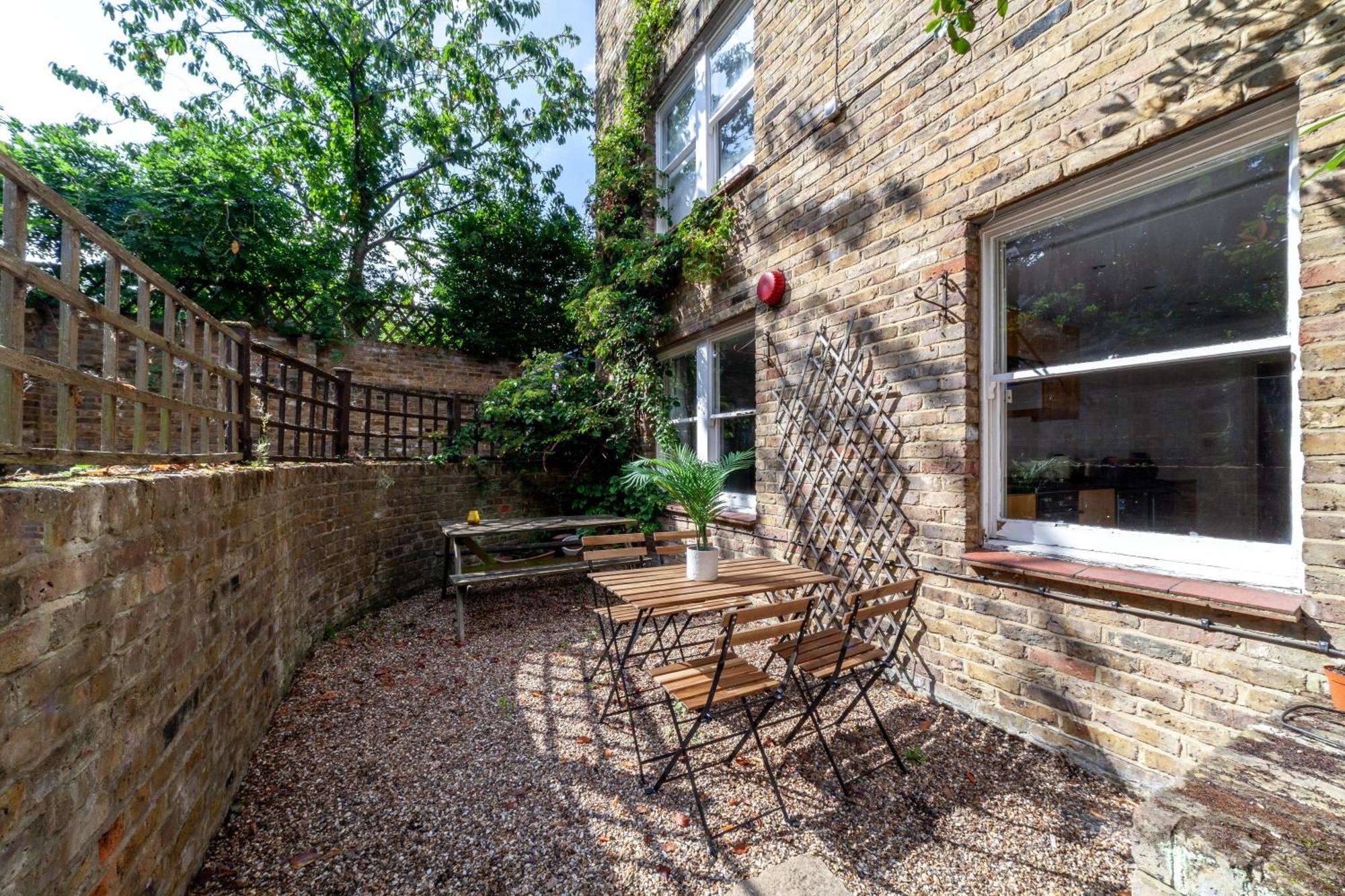 The Clapham Common Villa Лондон Экстерьер фото
